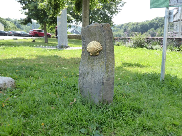 046.JPG