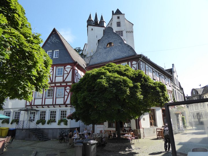 136.JPG