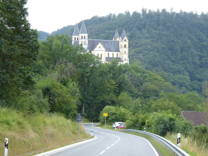 187.JPG