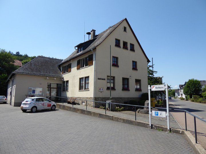65.JPG