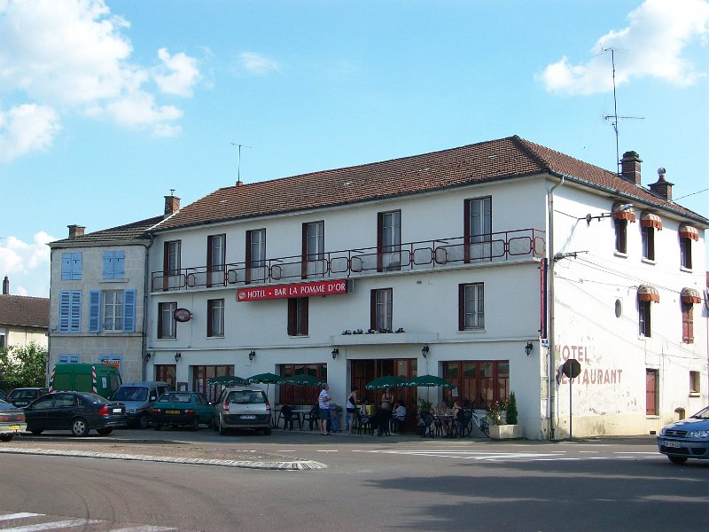 351.jpg