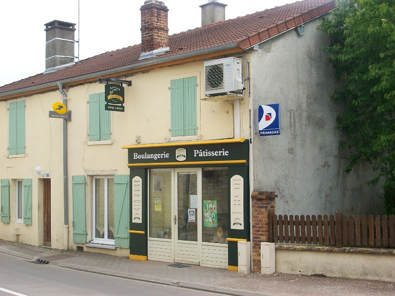 387.JPG