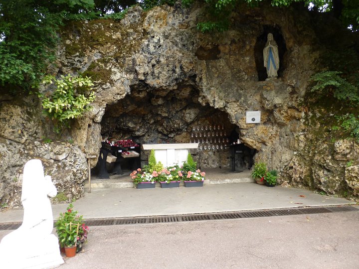 142.JPG